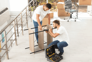 Démontage et montage de meubles lors d’un déménagement à Lyon Démontage et montage de meubles lors d’un déménagement à Lyon